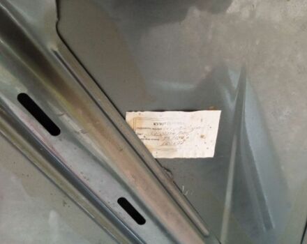 Серый ГАЗ 3110 Волга, объемом двигателя 2.3 л и пробегом 100 тыс. км за 1790 $, фото 4 на Automoto.ua