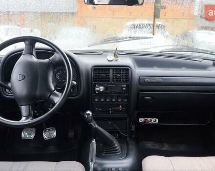 Сірий ГАЗ 3110 Волга, об'ємом двигуна 2.4 л та пробігом 90 тис. км за 1500 $, фото 1 на Automoto.ua