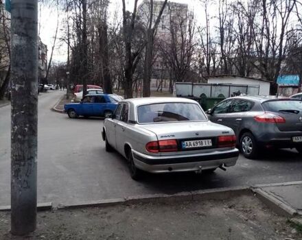 Сірий ГАЗ 3110 Волга, об'ємом двигуна 2.4 л та пробігом 150 тис. км за 1400 $, фото 2 на Automoto.ua
