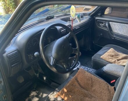 Синий ГАЗ 3110 Волга, объемом двигателя 2.5 л и пробегом 100 тыс. км за 1200 $, фото 6 на Automoto.ua