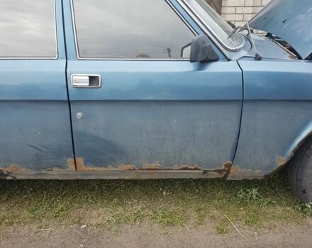 Синий ГАЗ 3110 Волга, объемом двигателя 2.4 л и пробегом 111 тыс. км за 553 $, фото 3 на Automoto.ua
