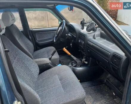 Синий ГАЗ 3110 Волга, объемом двигателя 2.4 л и пробегом 125 тыс. км за 2100 $, фото 7 на Automoto.ua