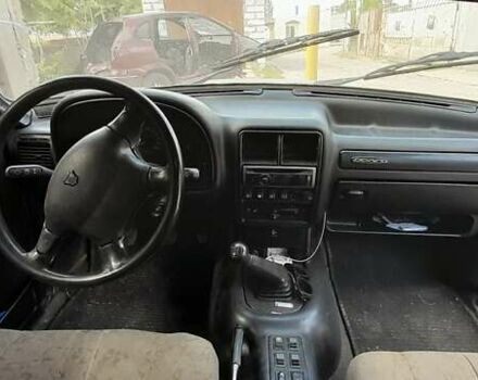 Синий ГАЗ 3110 Волга, объемом двигателя 2.3 л и пробегом 299 тыс. км за 1600 $, фото 3 на Automoto.ua