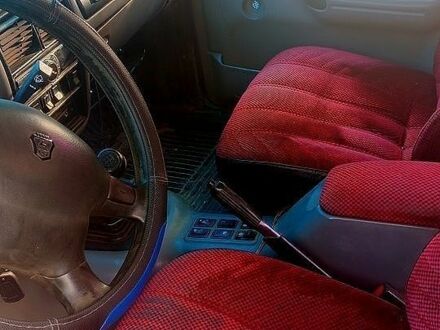 Синий ГАЗ 3110 Волга, объемом двигателя 2.4 л и пробегом 200 тыс. км за 700 $, фото 1 на Automoto.ua