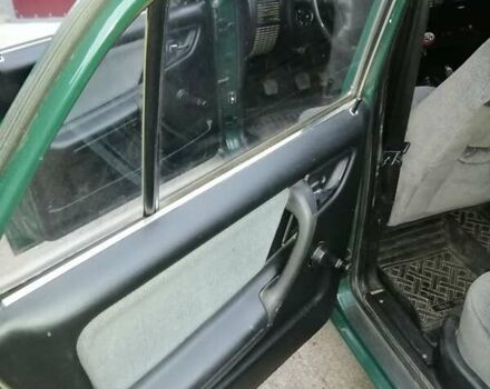 Зеленый ГАЗ 3110 Волга, объемом двигателя 2.4 л и пробегом 75 тыс. км за 2200 $, фото 7 на Automoto.ua