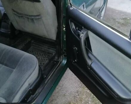 Зеленый ГАЗ 3110 Волга, объемом двигателя 2.4 л и пробегом 75 тыс. км за 2200 $, фото 3 на Automoto.ua