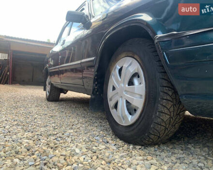 Зелений ГАЗ 3110 Волга, об'ємом двигуна 2.3 л та пробігом 146 тис. км за 1500 $, фото 38 на Automoto.ua