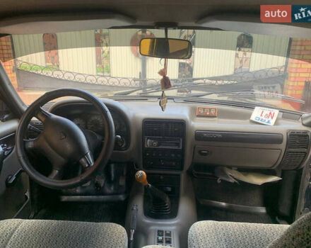 Зелений ГАЗ 3110 Волга, об'ємом двигуна 2.3 л та пробігом 146 тис. км за 1500 $, фото 9 на Automoto.ua