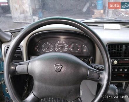 Зеленый ГАЗ 3110 Волга, объемом двигателя 2.5 л и пробегом 150 тыс. км за 1100 $, фото 8 на Automoto.ua