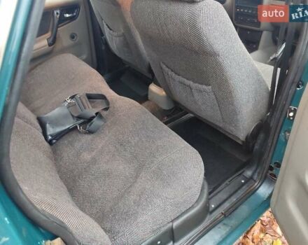 Зелений ГАЗ 3110 Волга, об'ємом двигуна 2.4 л та пробігом 200 тис. км за 950 $, фото 1 на Automoto.ua