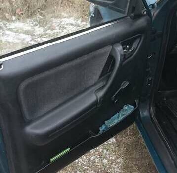 Зелений ГАЗ 3110 Волга, об'ємом двигуна 2.3 л та пробігом 128 тис. км за 1100 $, фото 8 на Automoto.ua