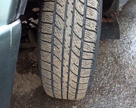 Зеленый ГАЗ 3110 Волга, объемом двигателя 2.3 л и пробегом 320 тыс. км за 1447 $, фото 3 на Automoto.ua