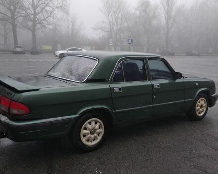 Зеленый ГАЗ 3110 Волга, объемом двигателя 2.3 л и пробегом 250 тыс. км за 616 $, фото 4 на Automoto.ua