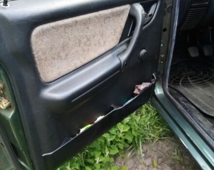 Зеленый ГАЗ 3110 Волга, объемом двигателя 2.8 л и пробегом 33 тыс. км за 5000 $, фото 7 на Automoto.ua