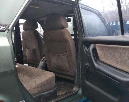 Зеленый ГАЗ 3110 Волга, объемом двигателя 2.3 л и пробегом 250 тыс. км за 616 $, фото 12 на Automoto.ua