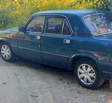 ГАЗ 3110 Волга 2000 у Дніпро (Дніпропетровську) на Automoto.ua Зелений ГАЗ 3110 Волга, об'ємом двигуна 2.4 л та пробігом 285 тис. км за 1600 $, фото 1 на Automoto.ua