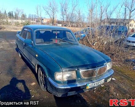 Зеленый ГАЗ 3110 Волга, объемом двигателя 2.4 л и пробегом 200 тыс. км за 850 $, фото 1 на Automoto.ua