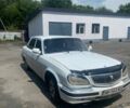 Белый ГАЗ 31105 Волга, объемом двигателя 2.2 л и пробегом 300 тыс. км за 1200 $, фото 1 на Automoto.ua