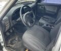 Білий ГАЗ 31105 Волга, об'ємом двигуна 2.3 л та пробігом 185 тис. км за 1550 $, фото 5 на Automoto.ua