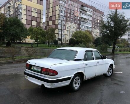 Белый ГАЗ 31105 Волга, объемом двигателя 2.3 л и пробегом 170 тыс. км за 900 $, фото 4 на Automoto.ua