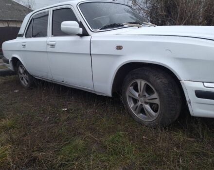 Белый ГАЗ 31105 Волга, объемом двигателя 2.3 л и пробегом 300 тыс. км за 1200 $, фото 1 на Automoto.ua