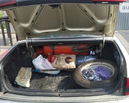 Бежевый ГАЗ 31105 Волга, объемом двигателя 2.3 л и пробегом 240 тыс. км за 700 $, фото 3 на Automoto.ua