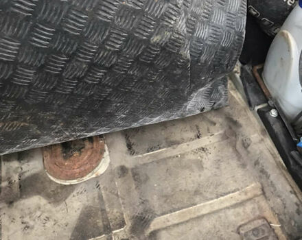 Бежевый ГАЗ 31105 Волга, объемом двигателя 2.5 л и пробегом 270 тыс. км за 2000 $, фото 6 на Automoto.ua