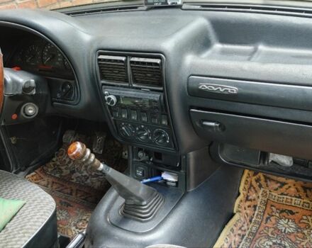 Бежевый ГАЗ 31105 Волга, объемом двигателя 2.3 л и пробегом 95 тыс. км за 2200 $, фото 5 на Automoto.ua