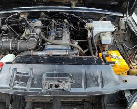 Чорний ГАЗ 31105 Волга, об'ємом двигуна 2.4 л та пробігом 170 тис. км за 1000 $, фото 5 на Automoto.ua