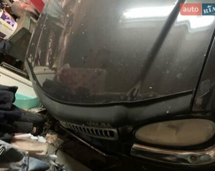 Чорний ГАЗ 31105 Волга, об'ємом двигуна 2.3 л та пробігом 300 тис. км за 1400 $, фото 3 на Automoto.ua
