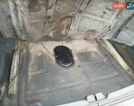 Черный ГАЗ 31105 Волга, объемом двигателя 2.29 л и пробегом 120 тыс. км за 2000 $, фото 16 на Automoto.ua
