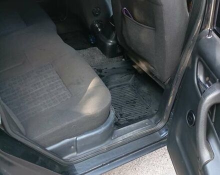 Чорний ГАЗ 31105 Волга, об'ємом двигуна 2.3 л та пробігом 158 тис. км за 2900 $, фото 11 на Automoto.ua