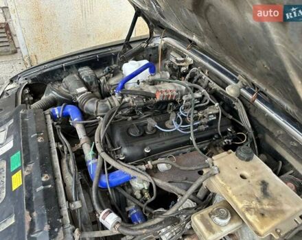 Черный ГАЗ 31105 Волга, объемом двигателя 2.29 л и пробегом 96 тыс. км за 1100 $, фото 5 на Automoto.ua