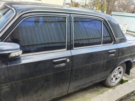 Черный ГАЗ 31105 Волга, объемом двигателя 2.4 л и пробегом 62 тыс. км за 2140 $, фото 1 на Automoto.ua