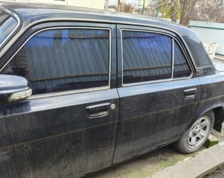 Черный ГАЗ 31105 Волга, объемом двигателя 2.4 л и пробегом 62 тыс. км за 2140 $, фото 1 на Automoto.ua