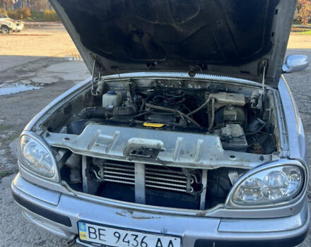 Красный ГАЗ 31105 Волга, объемом двигателя 2.43 л и пробегом 190 тыс. км за 850 $, фото 1 на Automoto.ua