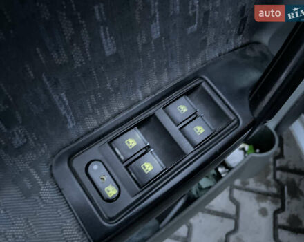 ГАЗ 31105 Волга, объемом двигателя 2.3 л и пробегом 188 тыс. км за 1700 $, фото 14 на Automoto.ua