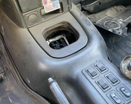 Серый ГАЗ 31105 Волга, объемом двигателя 0 л и пробегом 199 тыс. км за 477 $, фото 5 на Automoto.ua