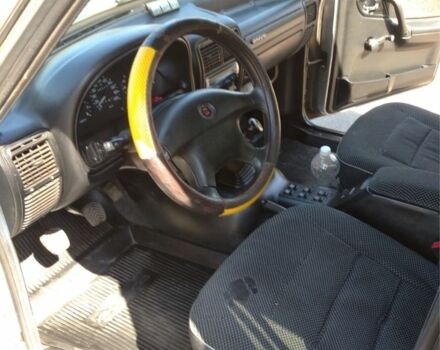 Серый ГАЗ 31105 Волга, объемом двигателя 2.3 л и пробегом 130 тыс. км за 2152 $, фото 9 на Automoto.ua