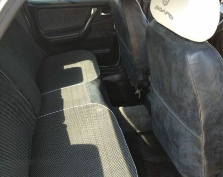 Серый ГАЗ 31105 Волга, объемом двигателя 2.3 л и пробегом 130 тыс. км за 2152 $, фото 12 на Automoto.ua