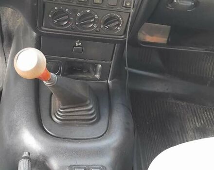 Сірий ГАЗ 31105 Волга, об'ємом двигуна 2.29 л та пробігом 150 тис. км за 3000 $, фото 8 на Automoto.ua