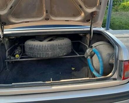 Сірий ГАЗ 31105 Волга, об'ємом двигуна 2.29 л та пробігом 150 тис. км за 3000 $, фото 9 на Automoto.ua