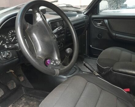 Серый ГАЗ 31105 Волга, объемом двигателя 2.3 л и пробегом 181 тыс. км за 1893 $, фото 6 на Automoto.ua