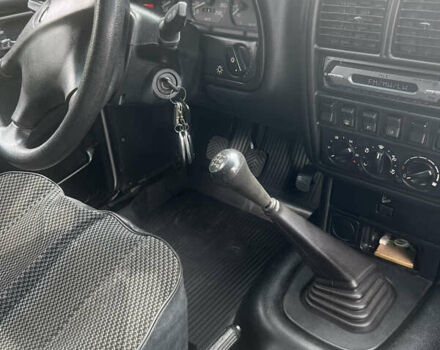 Серый ГАЗ 31105 Волга, объемом двигателя 2.3 л и пробегом 103 тыс. км за 2200 $, фото 3 на Automoto.ua