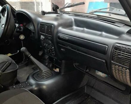 Серый ГАЗ 31105 Волга, объемом двигателя 2.3 л и пробегом 181 тыс. км за 1893 $, фото 2 на Automoto.ua