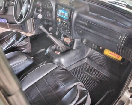 Сірий ГАЗ 31105 Волга, об'ємом двигуна 2.3 л та пробігом 303 тис. км за 1900 $, фото 5 на Automoto.ua