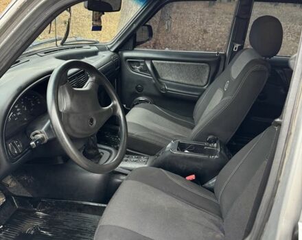 Серый ГАЗ 31105 Волга, объемом двигателя 2.3 л и пробегом 190 тыс. км за 1150 $, фото 10 на Automoto.ua