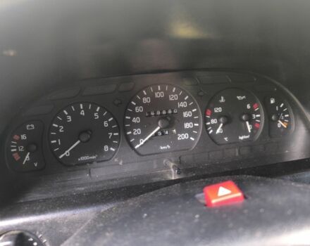 Сірий ГАЗ 31105 Волга, об'ємом двигуна 2.3 л та пробігом 170 тис. км за 1100 $, фото 5 на Automoto.ua