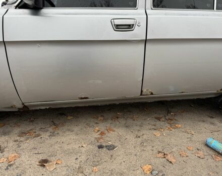 Серый ГАЗ 31105 Волга, объемом двигателя 2.3 л и пробегом 190 тыс. км за 1150 $, фото 7 на Automoto.ua