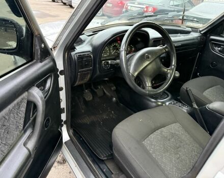 Сірий ГАЗ 31105 Волга, об'ємом двигуна 2.3 л та пробігом 150 тис. км за 1350 $, фото 9 на Automoto.ua